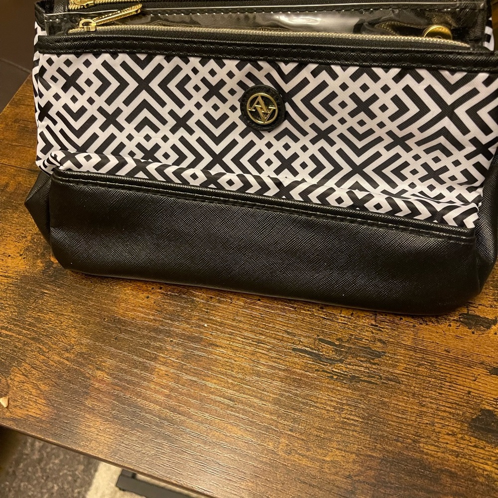 Stylish Black and White Geometric Women's Bag